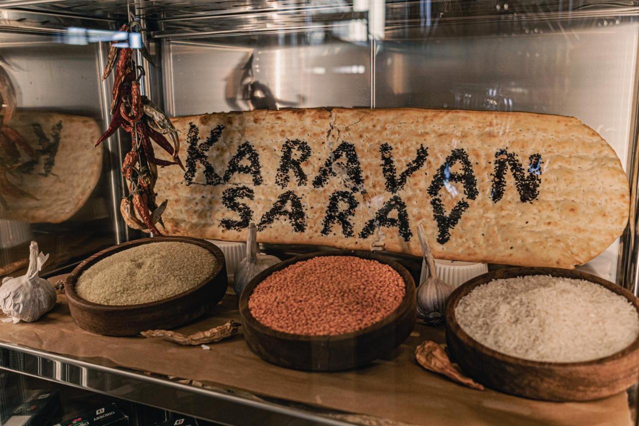 Karavansaray Turkistan Harbour Hotel -Flying Theatre Access Exteriér fotografie Karaköy's traditional bread